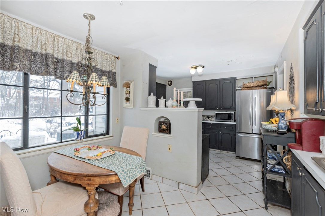 19850 Fairmount Boulevard Shaker Heights OH 44118