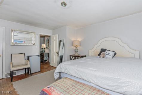 19850 Fairmount Boulevard Shaker Heights OH 44118