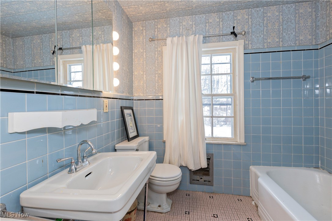 19850 Fairmount Boulevard Shaker Heights OH 44118