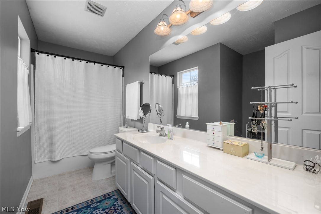 37802 Quail Hollow Avon OH 44011