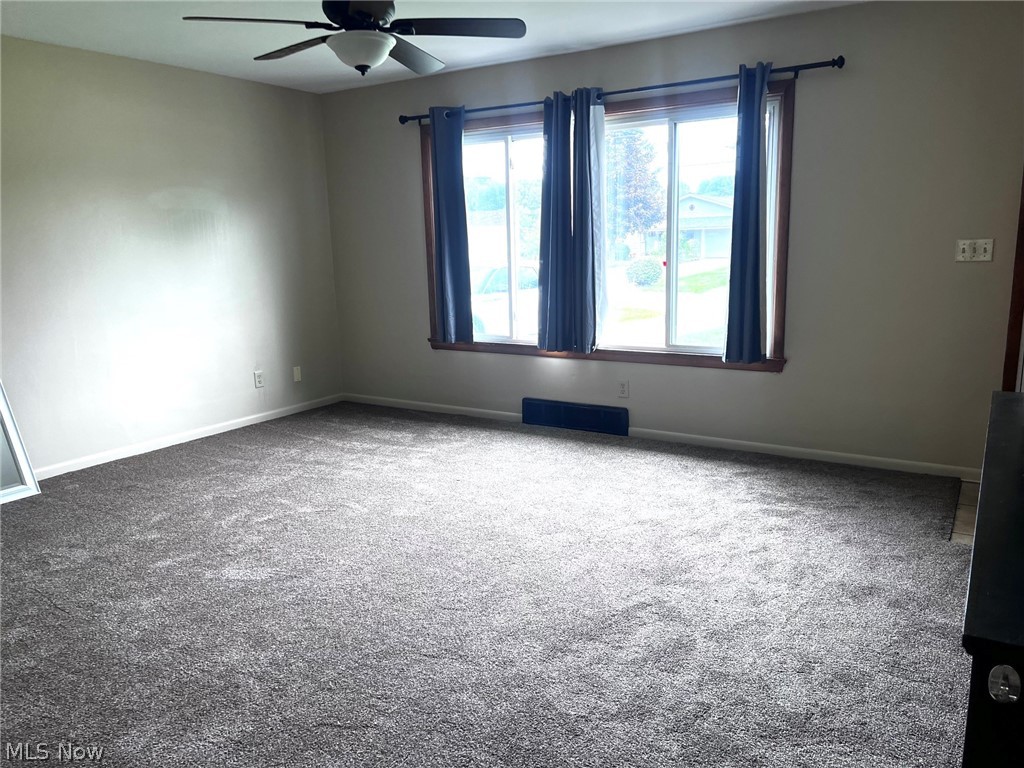 962 Adrian Circle Girard OH 44420