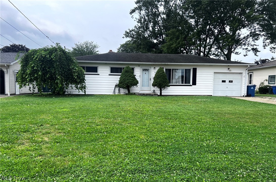 962 Adrian Circle Girard OH 44420
