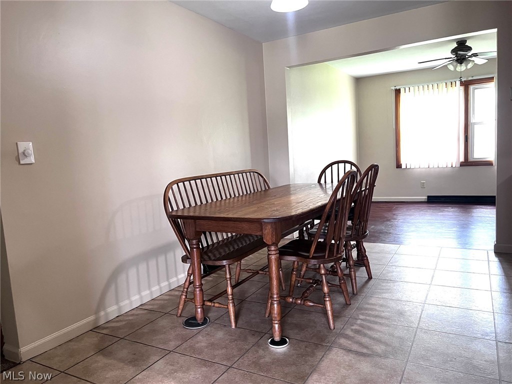 962 Adrian Circle Girard OH 44420