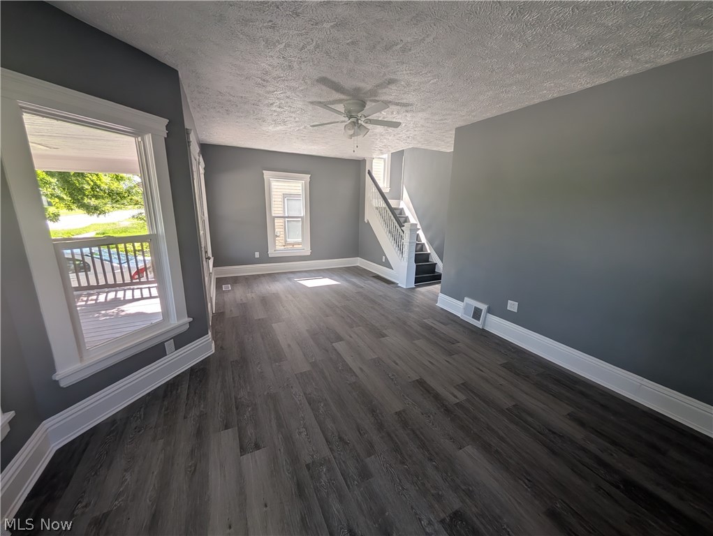 144 W Bridge Street Elyria OH 44035