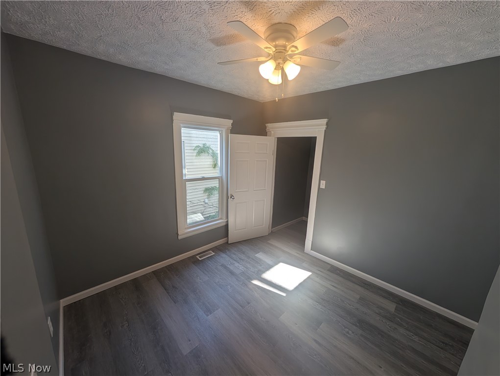 144 W Bridge Street Elyria OH 44035