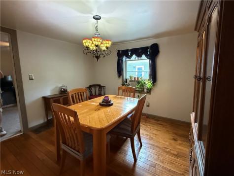 14537 Hickox Street Burton OH 44021