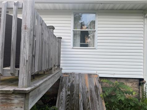 14537 Hickox Street Burton OH 44021