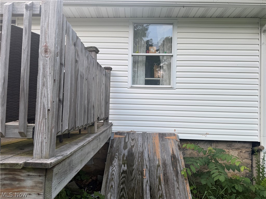 14537 Hickox Street Burton OH 44021