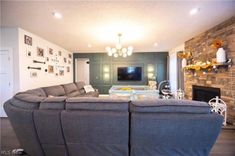 6170 James Drive Lorain OH 44053