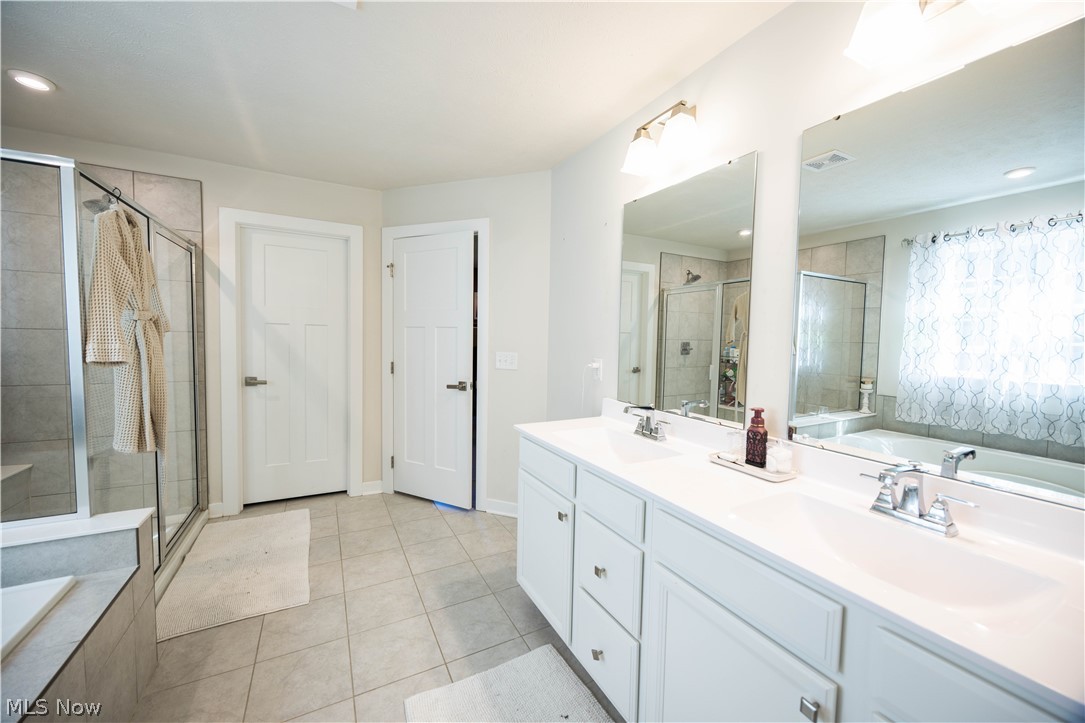 6170 James Drive Lorain OH 44053
