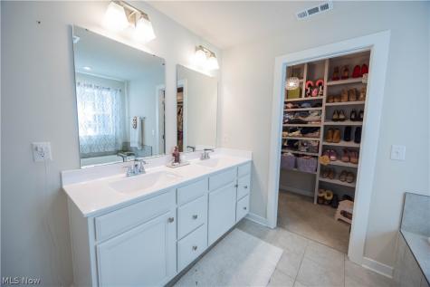 6170 James Drive Lorain OH 44053