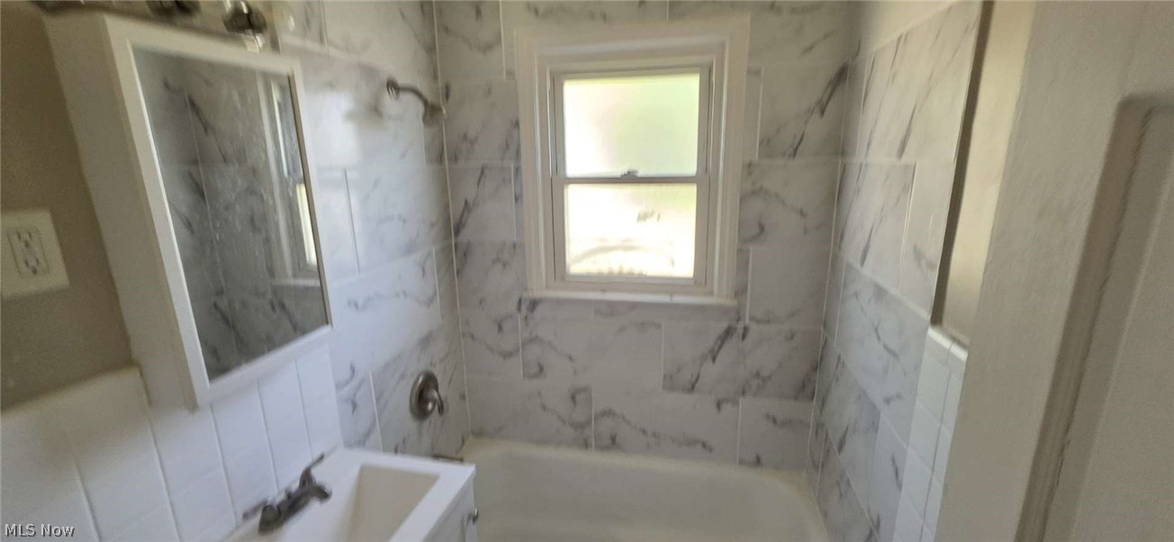 12605 Shady Oak Boulevard Garfield Heights OH 44125