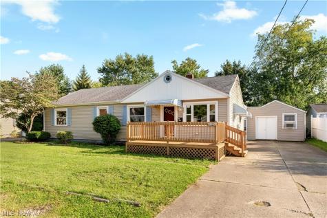 3045 Bayer Circle Massillon OH 44646