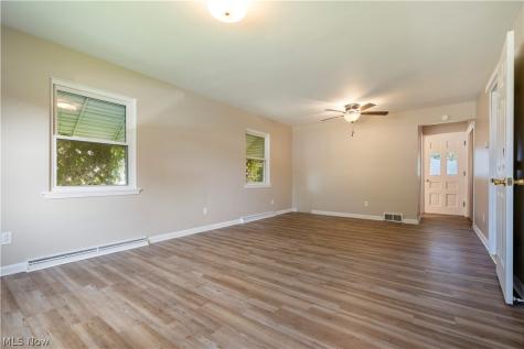 3045 Bayer Circle Massillon OH 44646