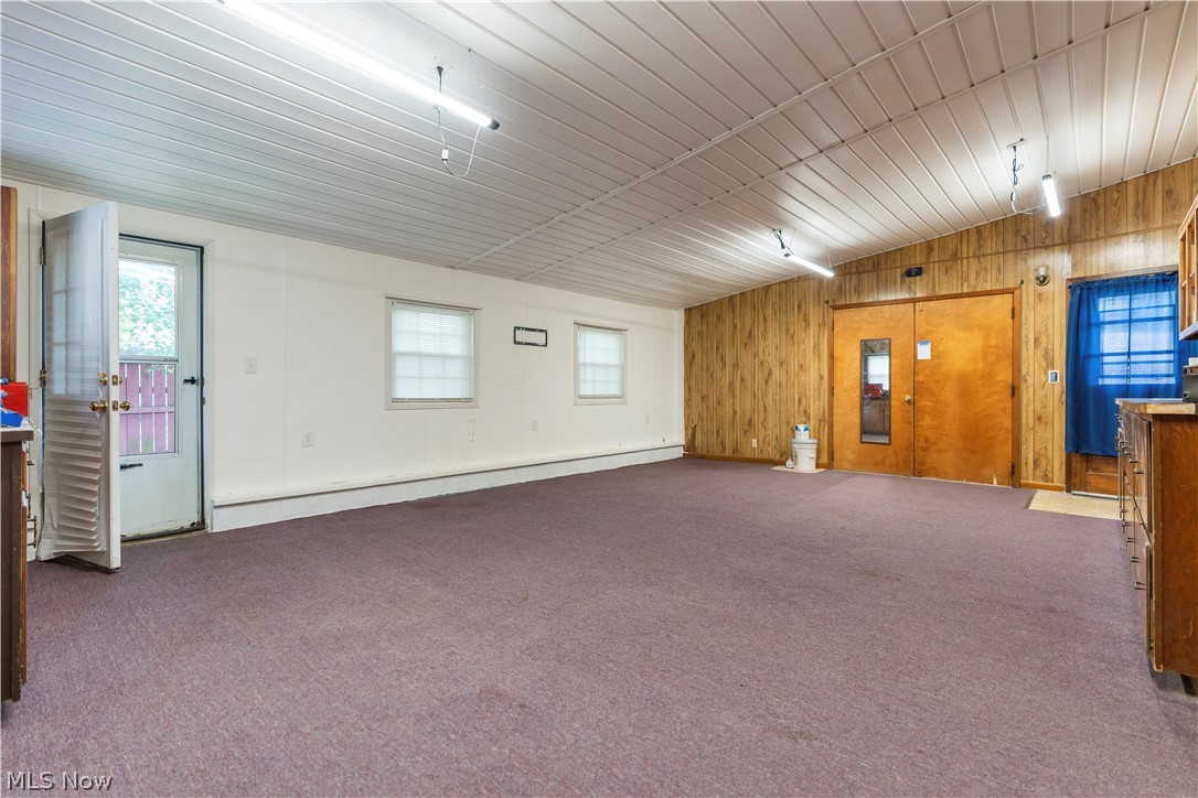 3045 Bayer Circle Massillon OH 44646