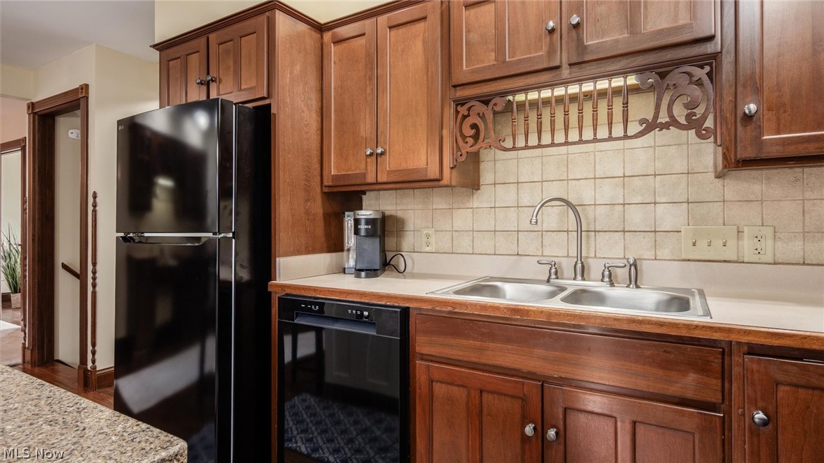240 Mockingbird Hill Road Zanesville OH 43701