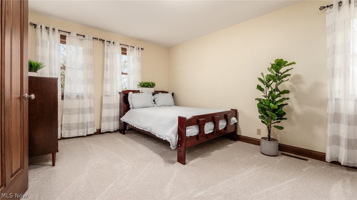 240 Mockingbird Hill Road Zanesville OH 43701