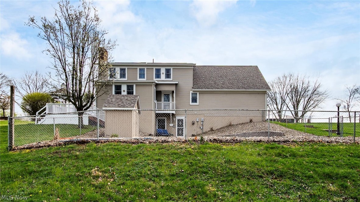 240 Mockingbird Hill Road Zanesville OH 43701