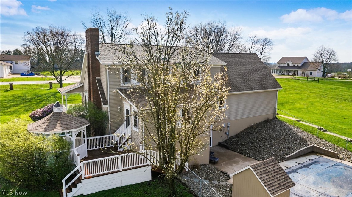 240 Mockingbird Hill Road Zanesville OH 43701