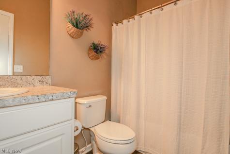 9072 Devonshire Drive Olmsted Falls OH 44138