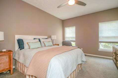 9072 Devonshire Drive Olmsted Falls OH 44138
