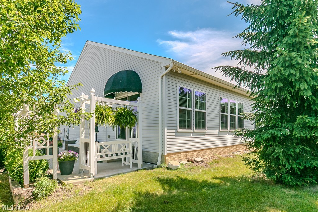 9072 Devonshire Drive Olmsted Falls OH 44138