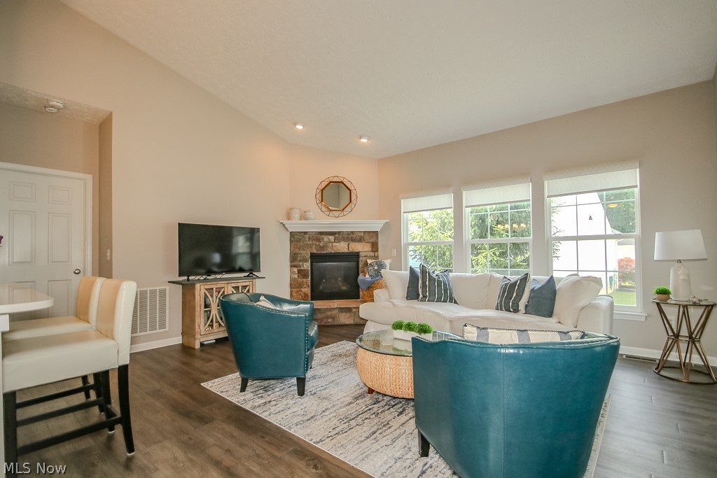 9072 Devonshire Drive Olmsted Falls OH 44138