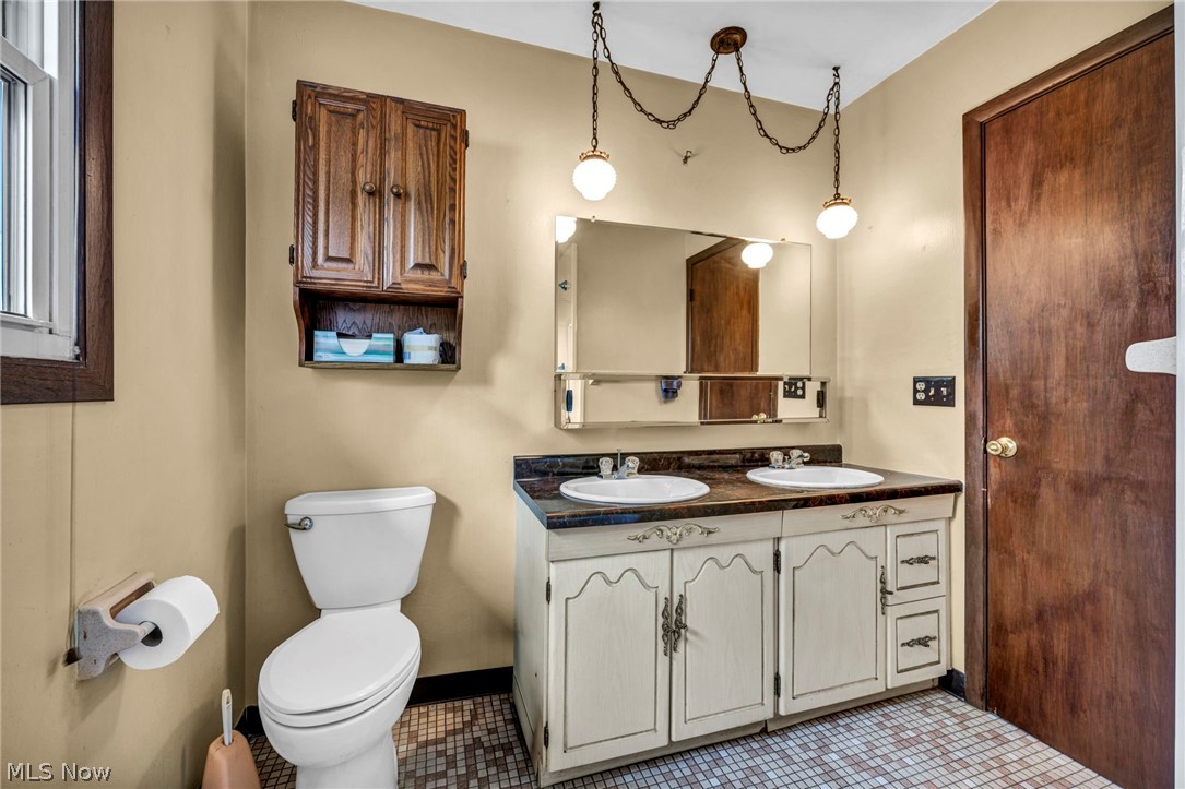 3446 Niles Carver Road Mineral Ridge OH 44440
