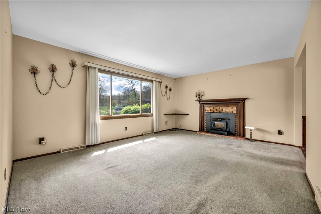 3446 Niles Carver Road Mineral Ridge OH 44440