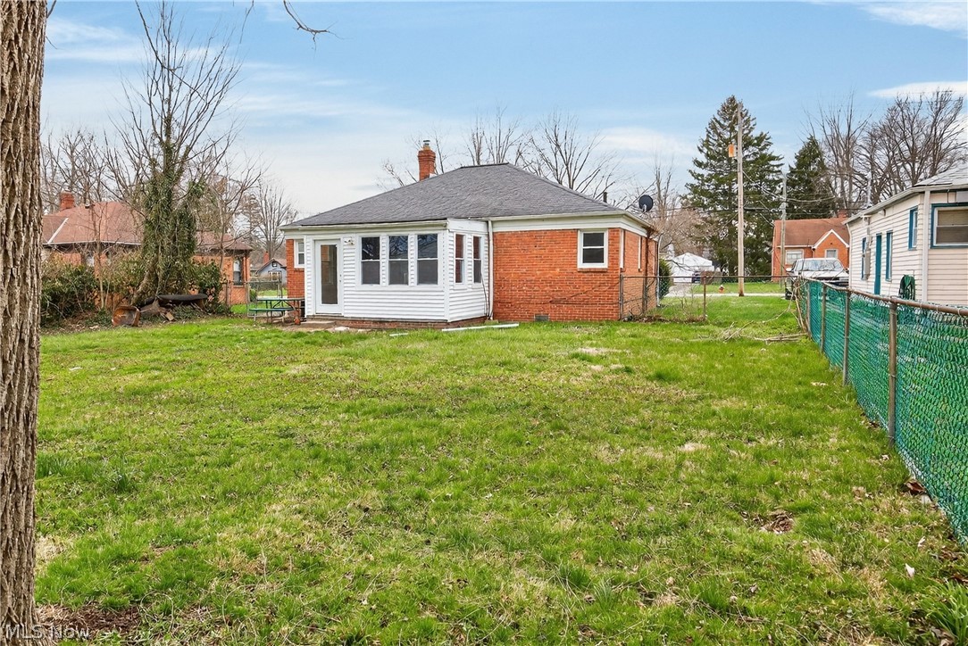 5407 Porter Road North Olmsted OH 44070