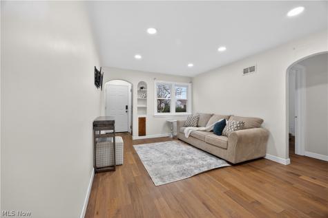 5407 Porter Road North Olmsted OH 44070