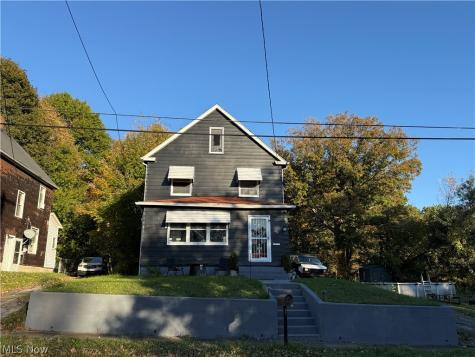 371 S Jackson Street Youngstown OH 44506
