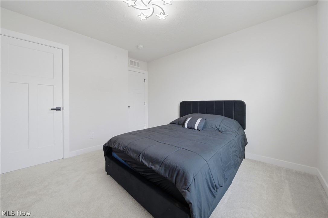 3354 Stoneleigh Road NE Canton OH 44721