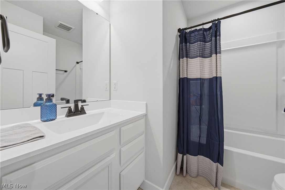 3354 Stoneleigh Road NE Canton OH 44721