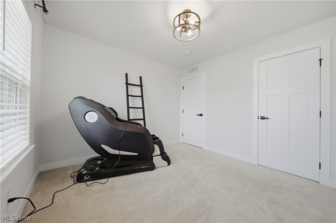 3354 Stoneleigh Road NE Canton OH 44721