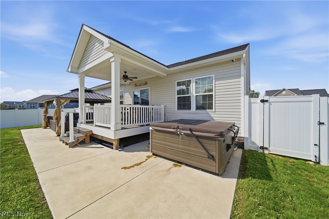 3354 Stoneleigh Road NE Canton OH 44721
