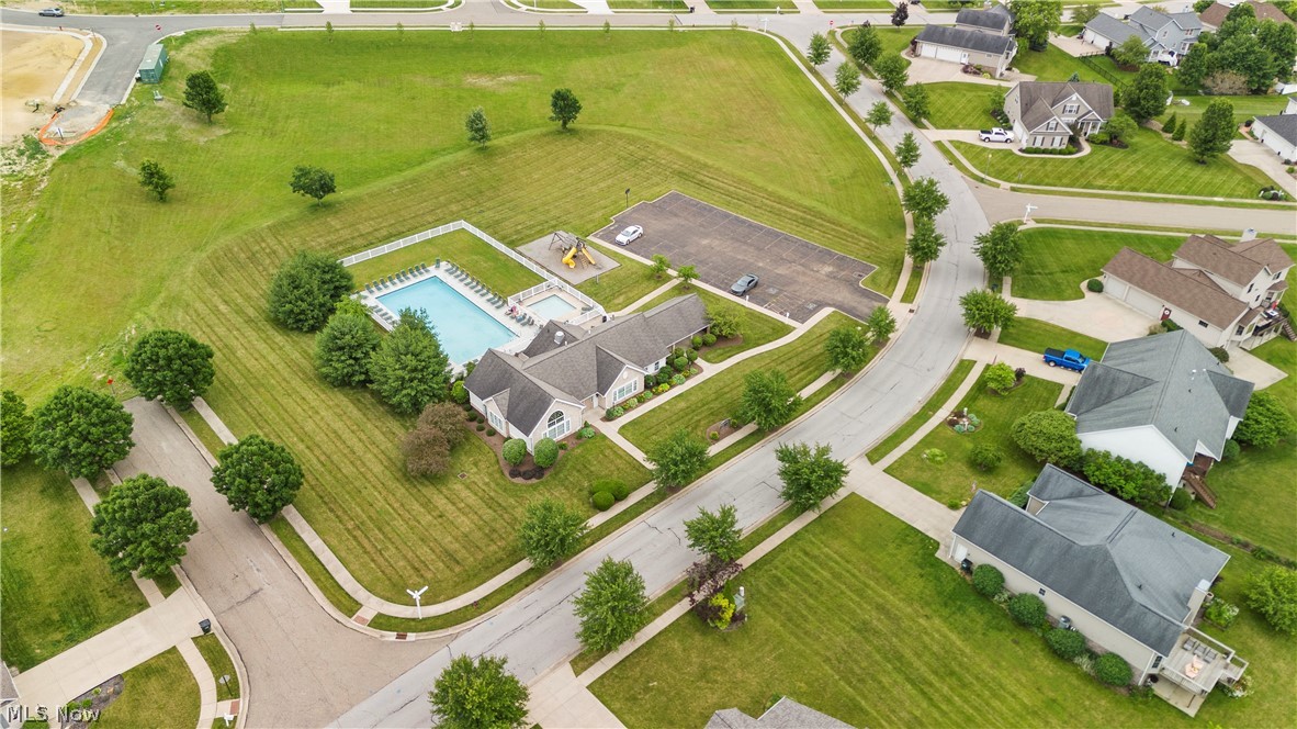 3354 Stoneleigh Road NE Canton OH 44721