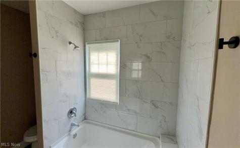 13127 Cedar Road Cleveland Heights OH 44118