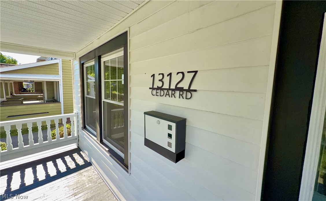 13127 Cedar Road Cleveland Heights OH 44118