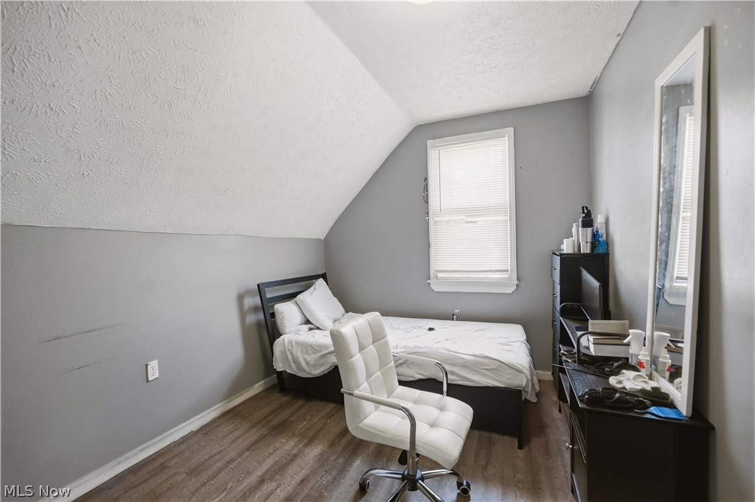 9706 Sophia Avenue Cleveland OH 44104