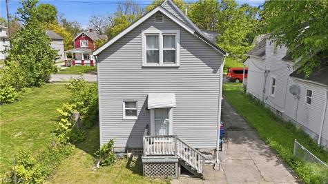 9706 Sophia Avenue Cleveland OH 44104
