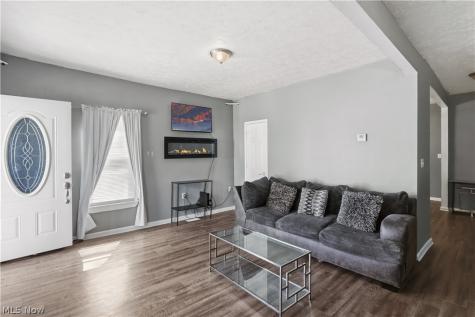 9706 Sophia Avenue Cleveland OH 44104