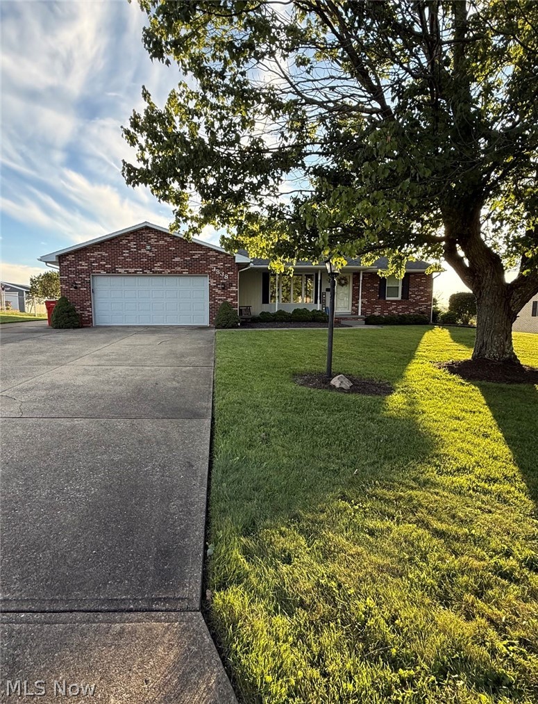 3838 Oakridge Drive Louisville OH 44641