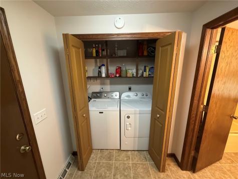 3838 Oakridge Drive Louisville OH 44641