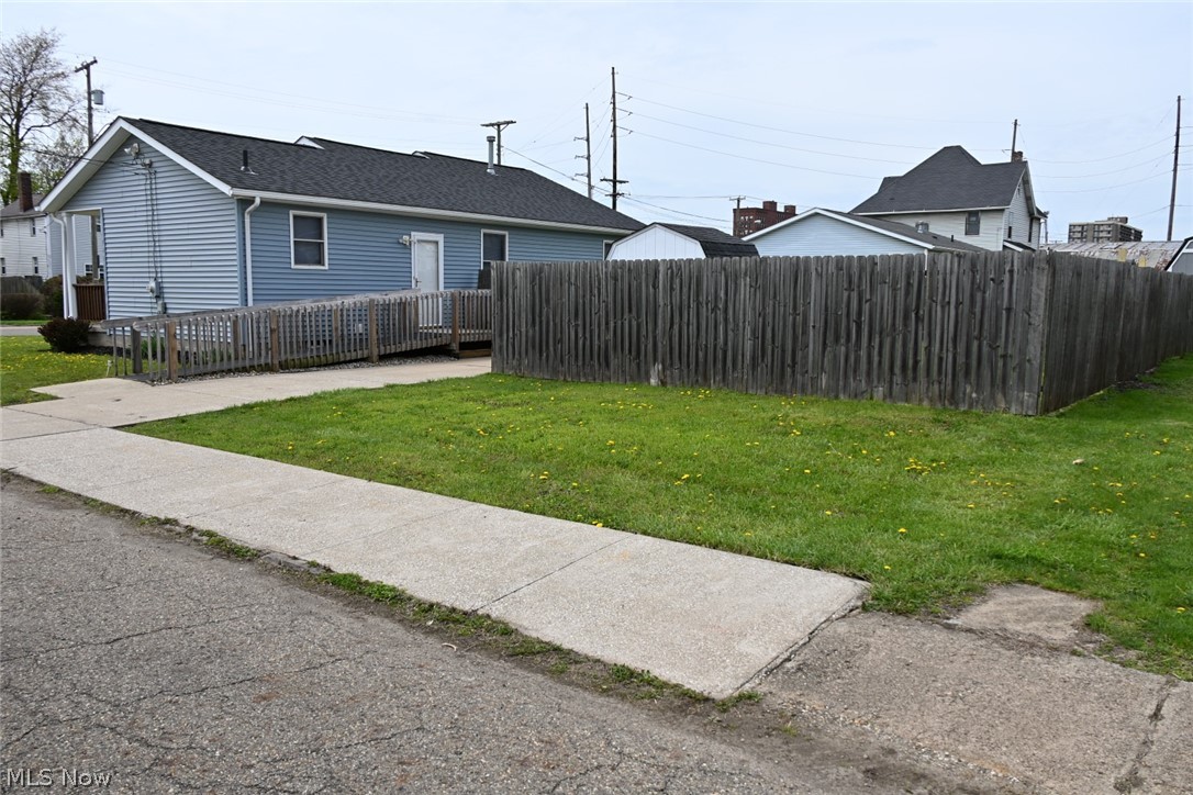 715 6th Street NE Canton OH 44704