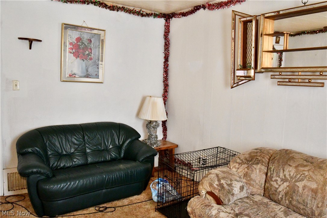 737 Porter Avenue Campbell OH 44405