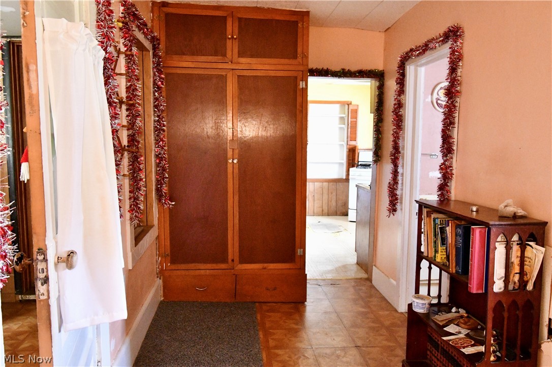 737 Porter Avenue Campbell OH 44405