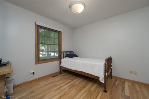 238 Shenandoah Boulevard Barberton OH 44203