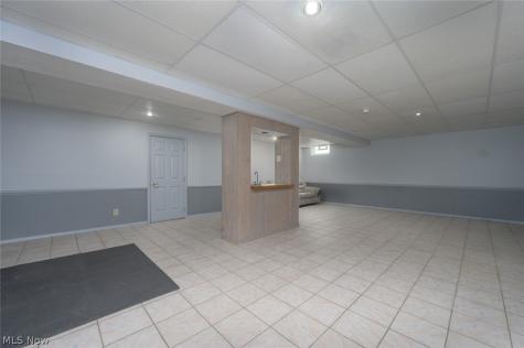 238 Shenandoah Boulevard Barberton OH 44203