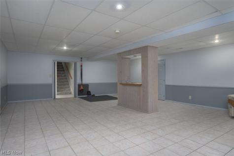 238 Shenandoah Boulevard Barberton OH 44203